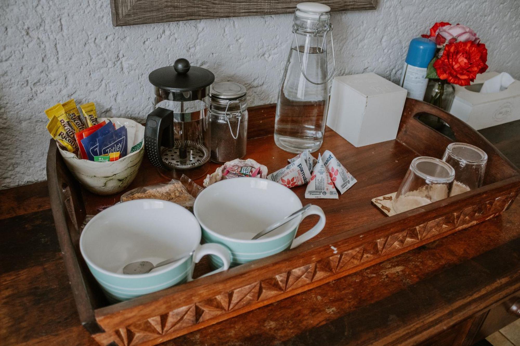 White Linen Guesthouse Tierpoort エクステリア 写真